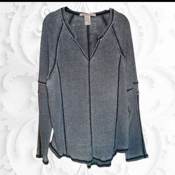 American Rag Grey Lightweight Long Sleeve V-Neck Shirt XL - Picture 1 of 2